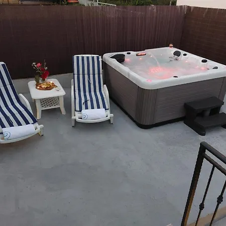 Mihael House Ferienhaus *