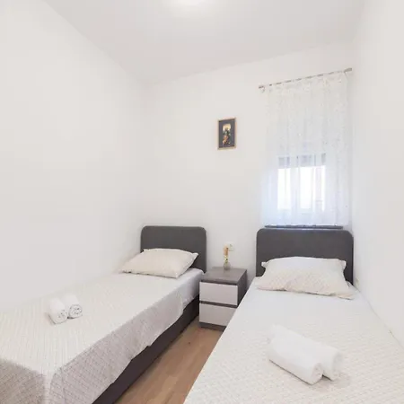 Mihael House *