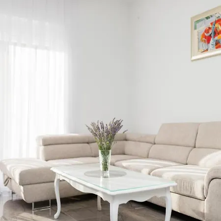 Mihael House *
