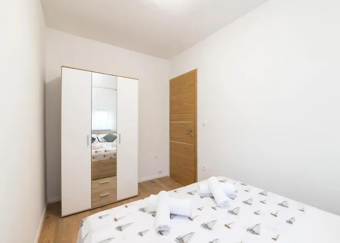 Mihael House * זאדאר