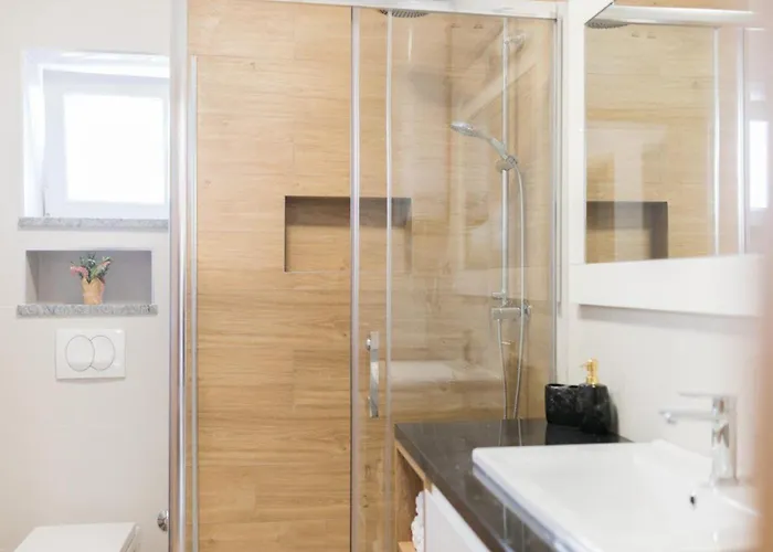 Mihael House בית נופש *